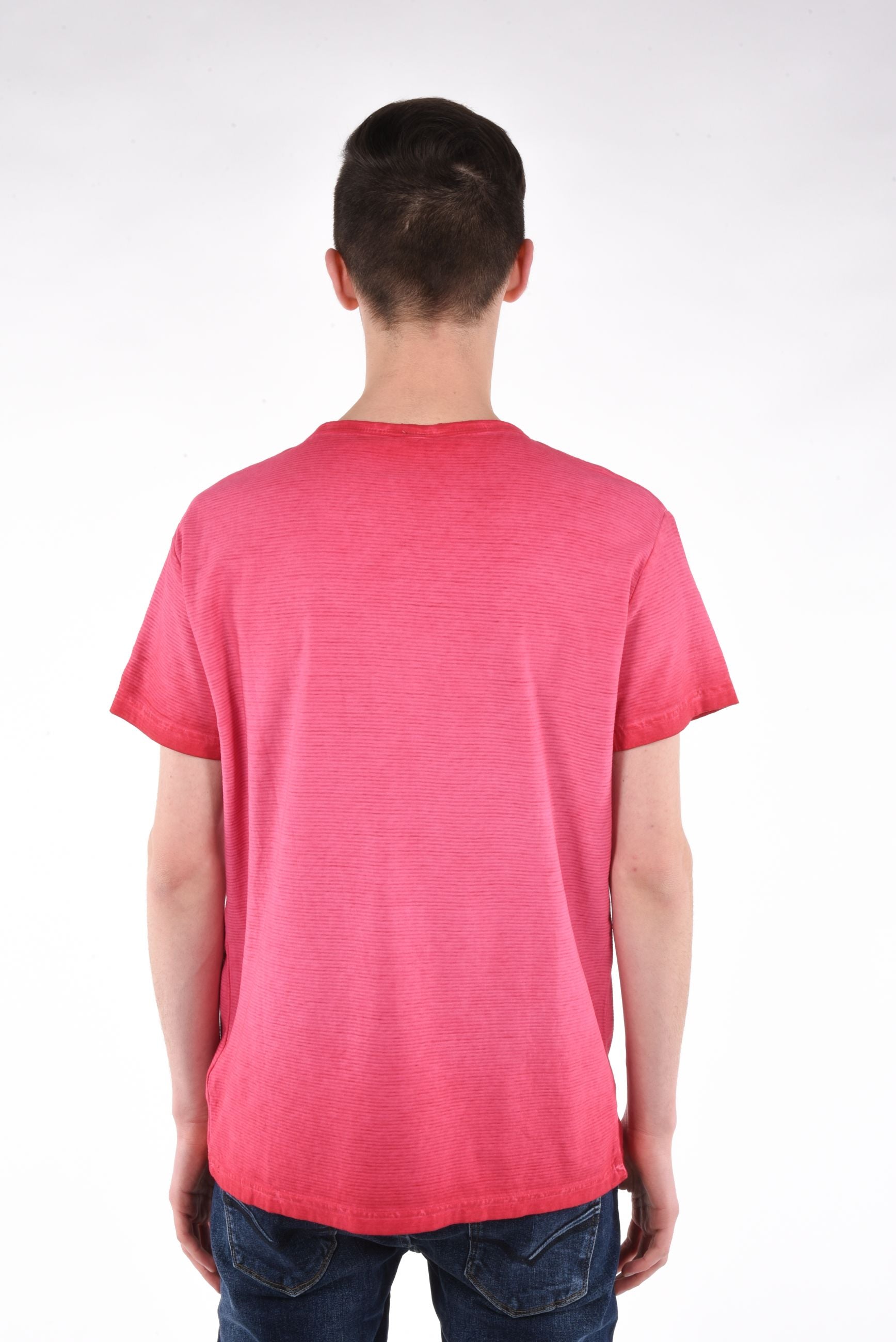 Tedd T-Shirt special neck