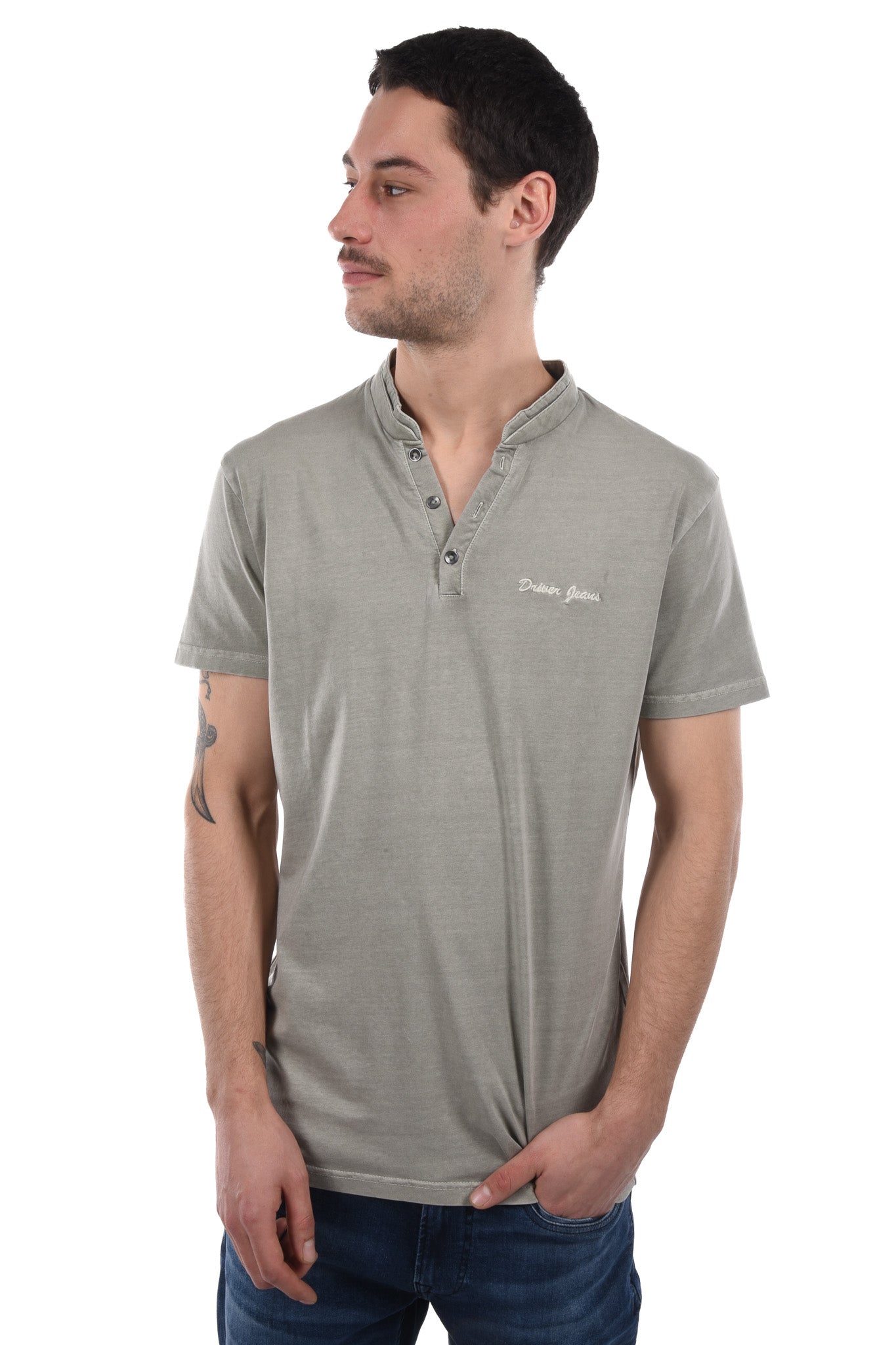 Nixon T-Shirt special neck