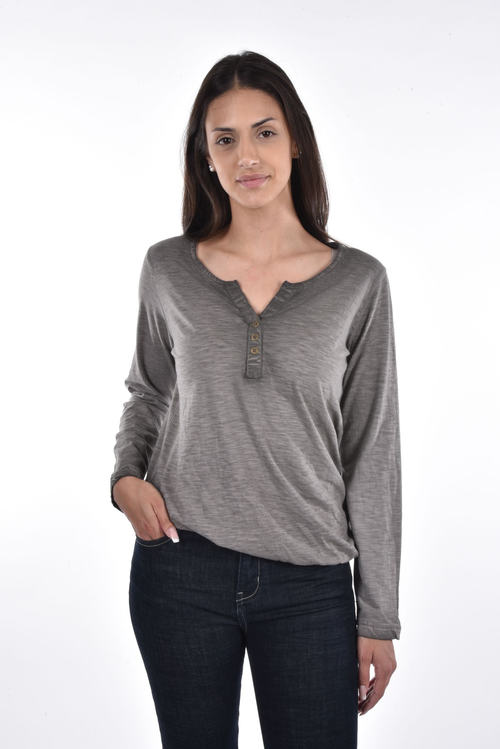 Navanita T-Shirt garment dye