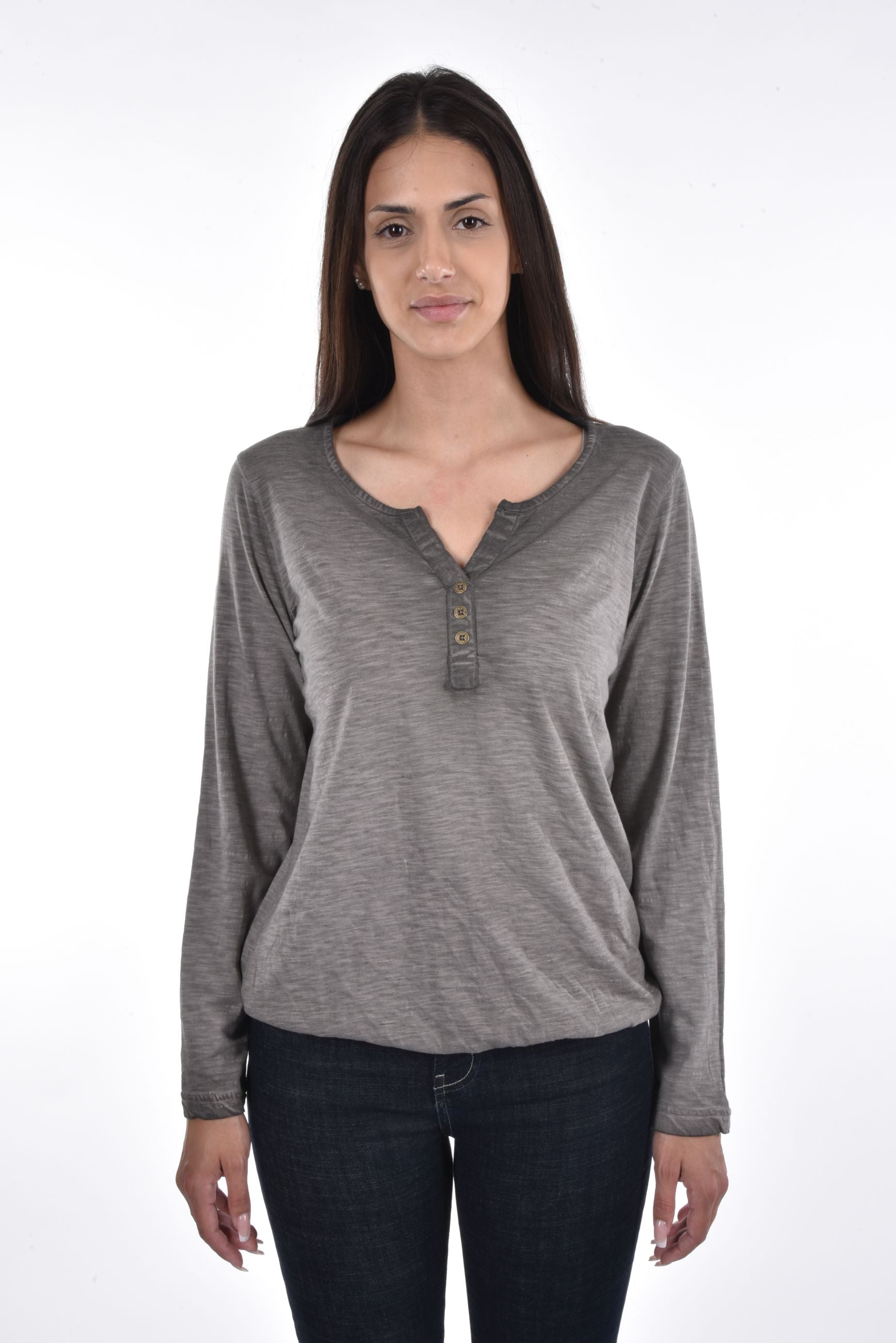 Navanita T-Shirt garment dye