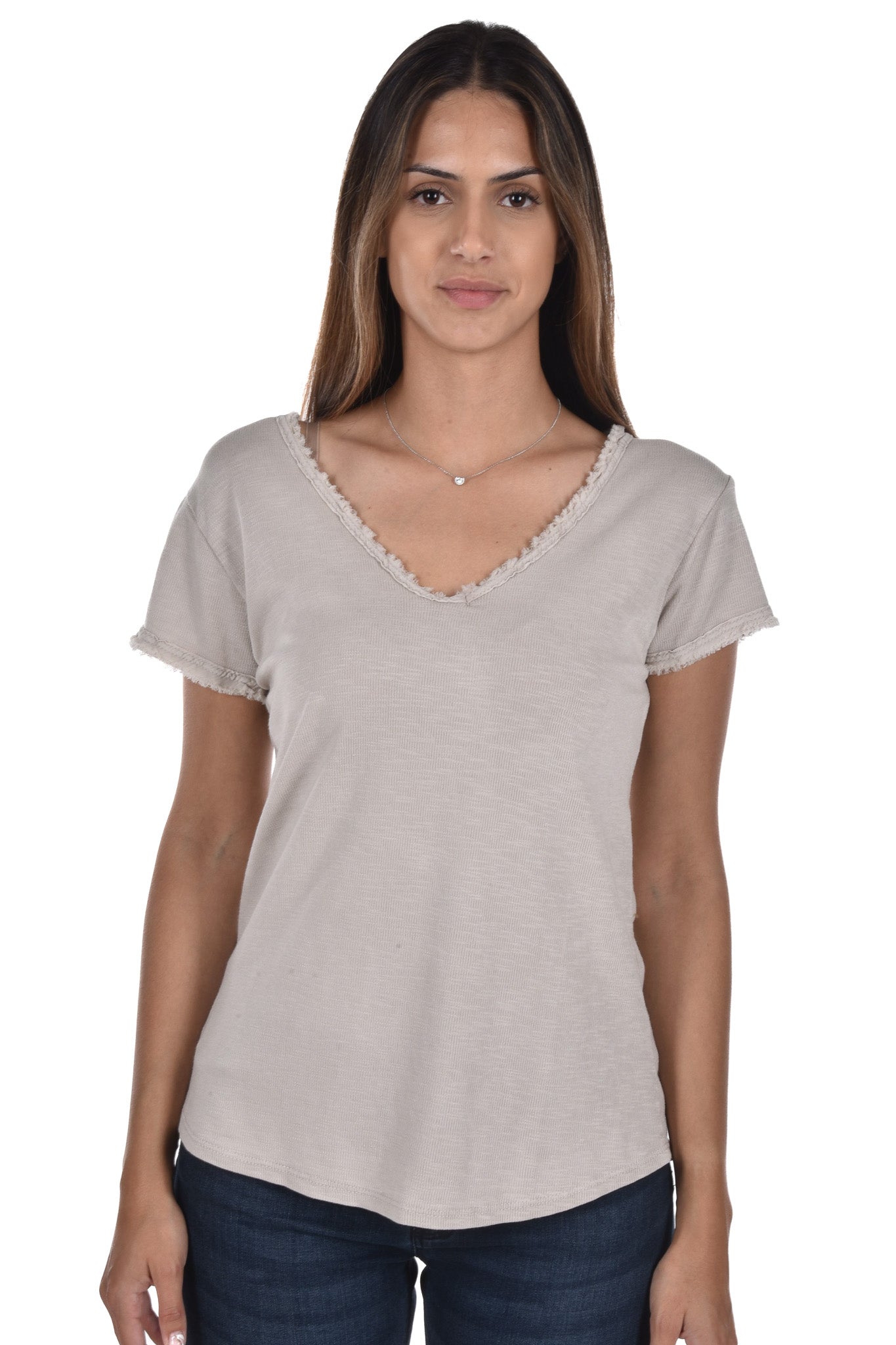 Essence T-Shirt V-Neck