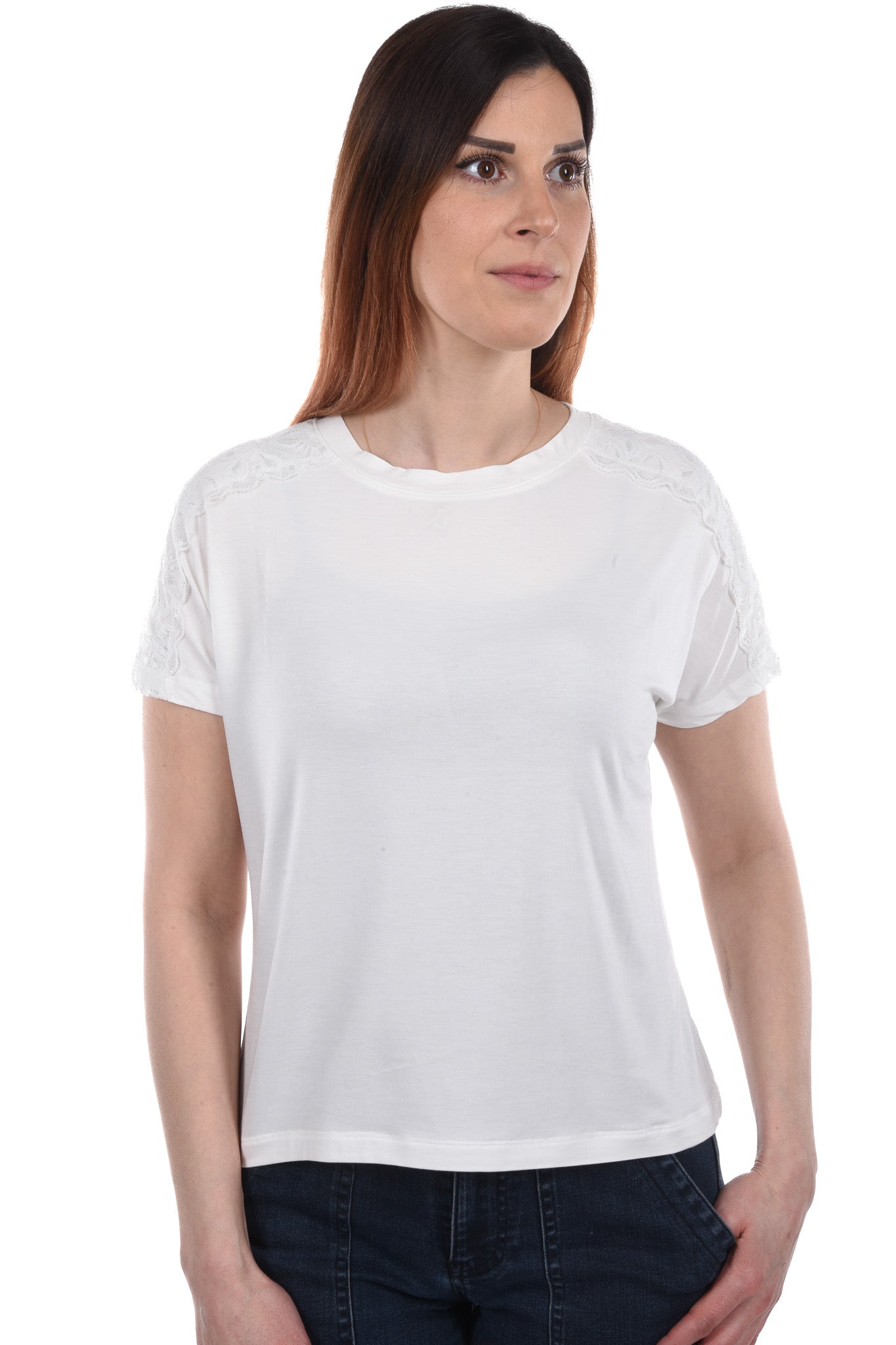 Habiba T-Shirt relaxed lace