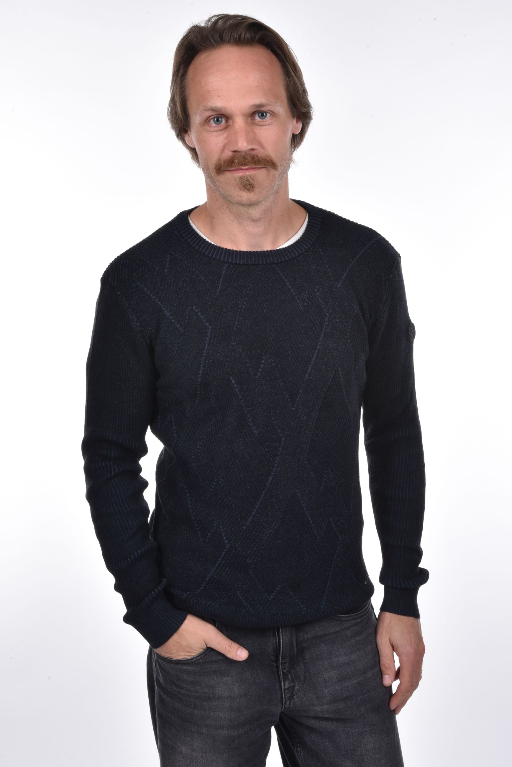 Chambers Pullover round neck