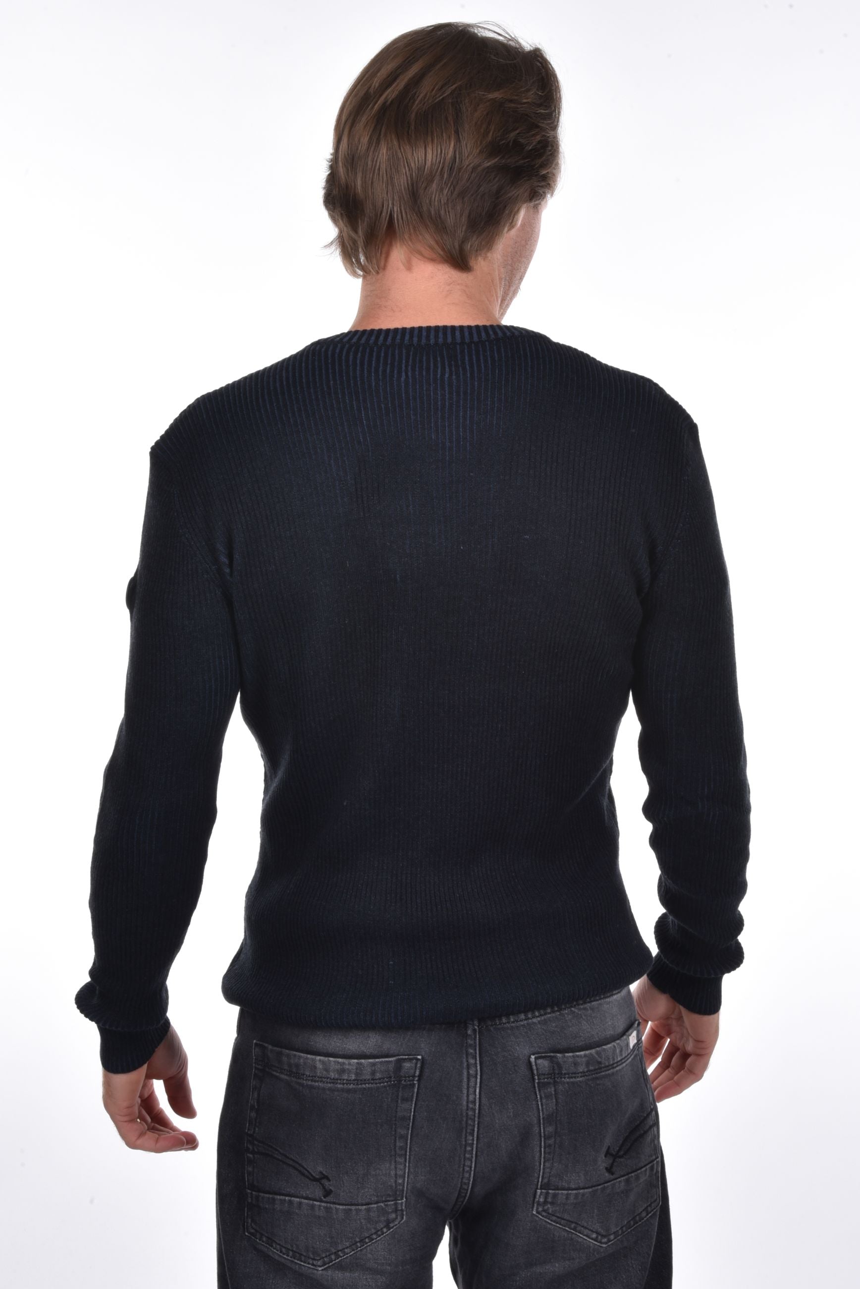 Chambers Pullover round neck