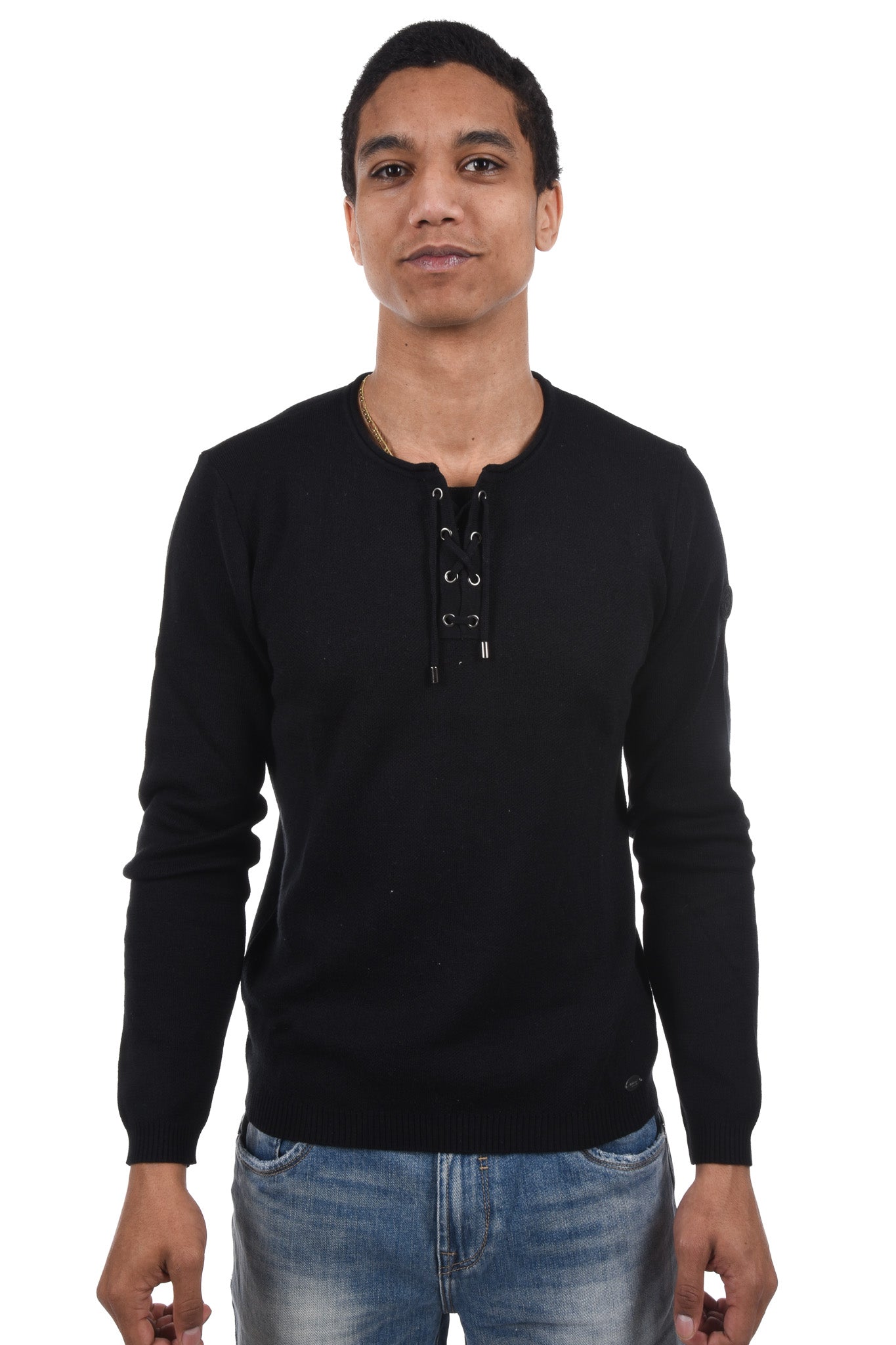 Chamonix Pullover strings