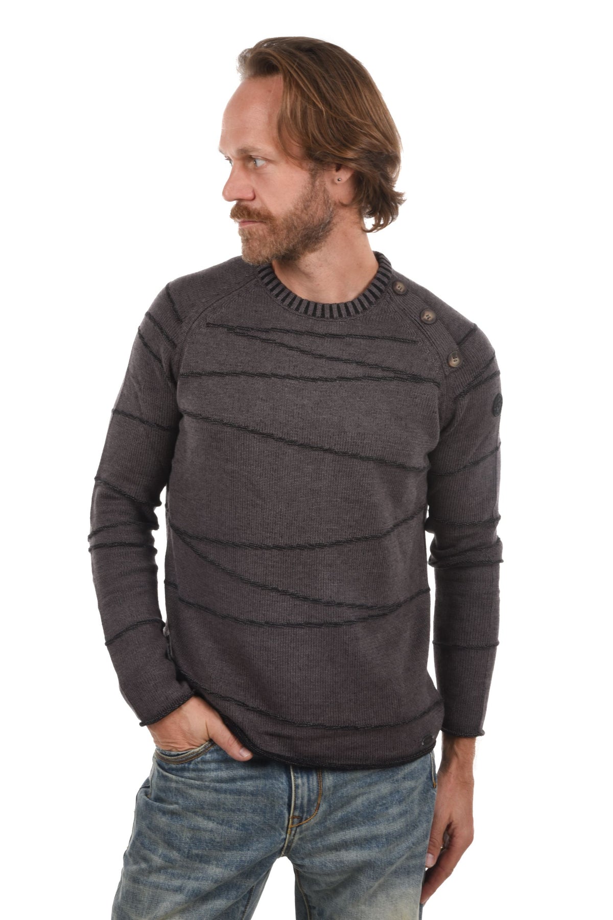 Corey Pullover buttons