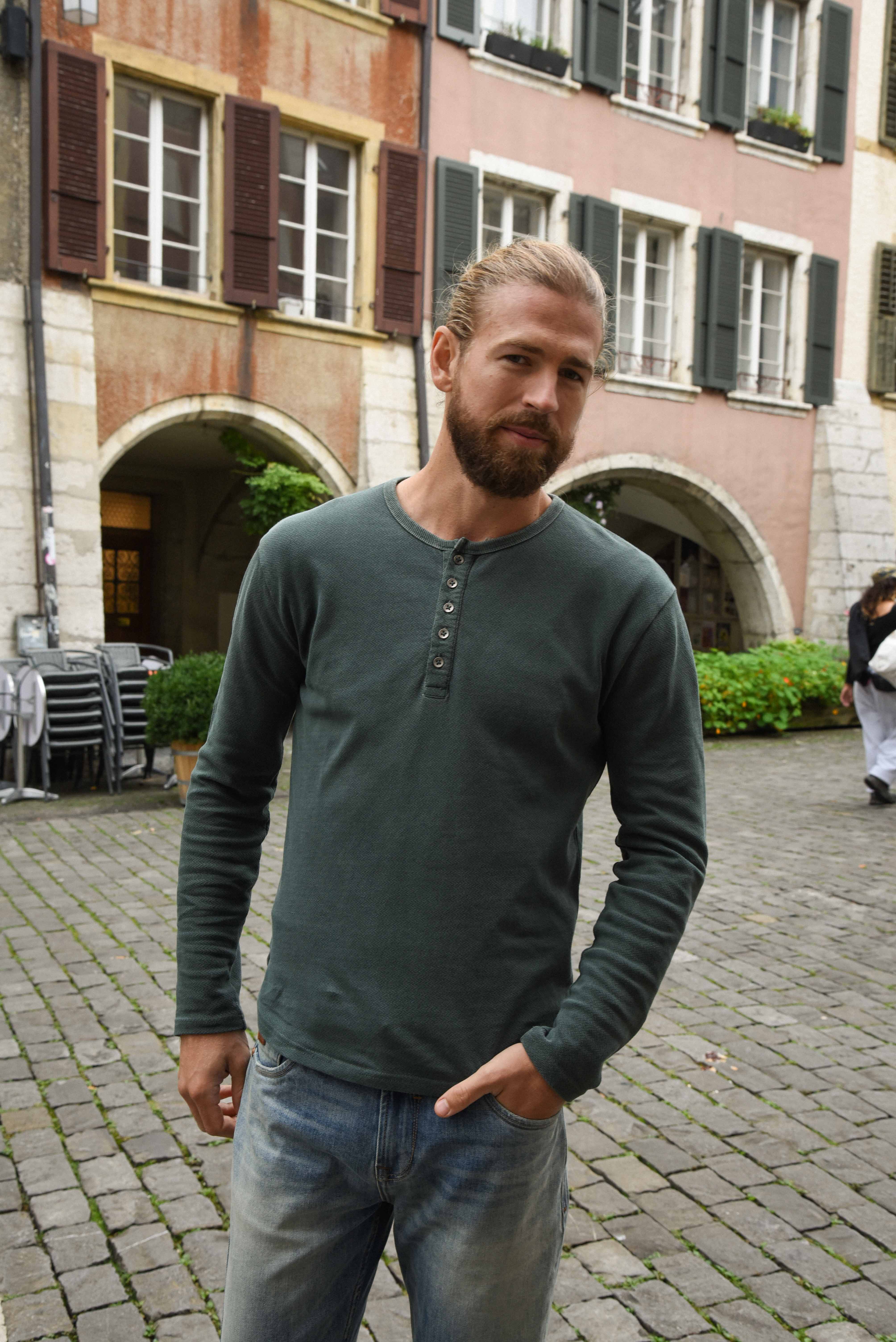 Norberg Sweatshirt buttons