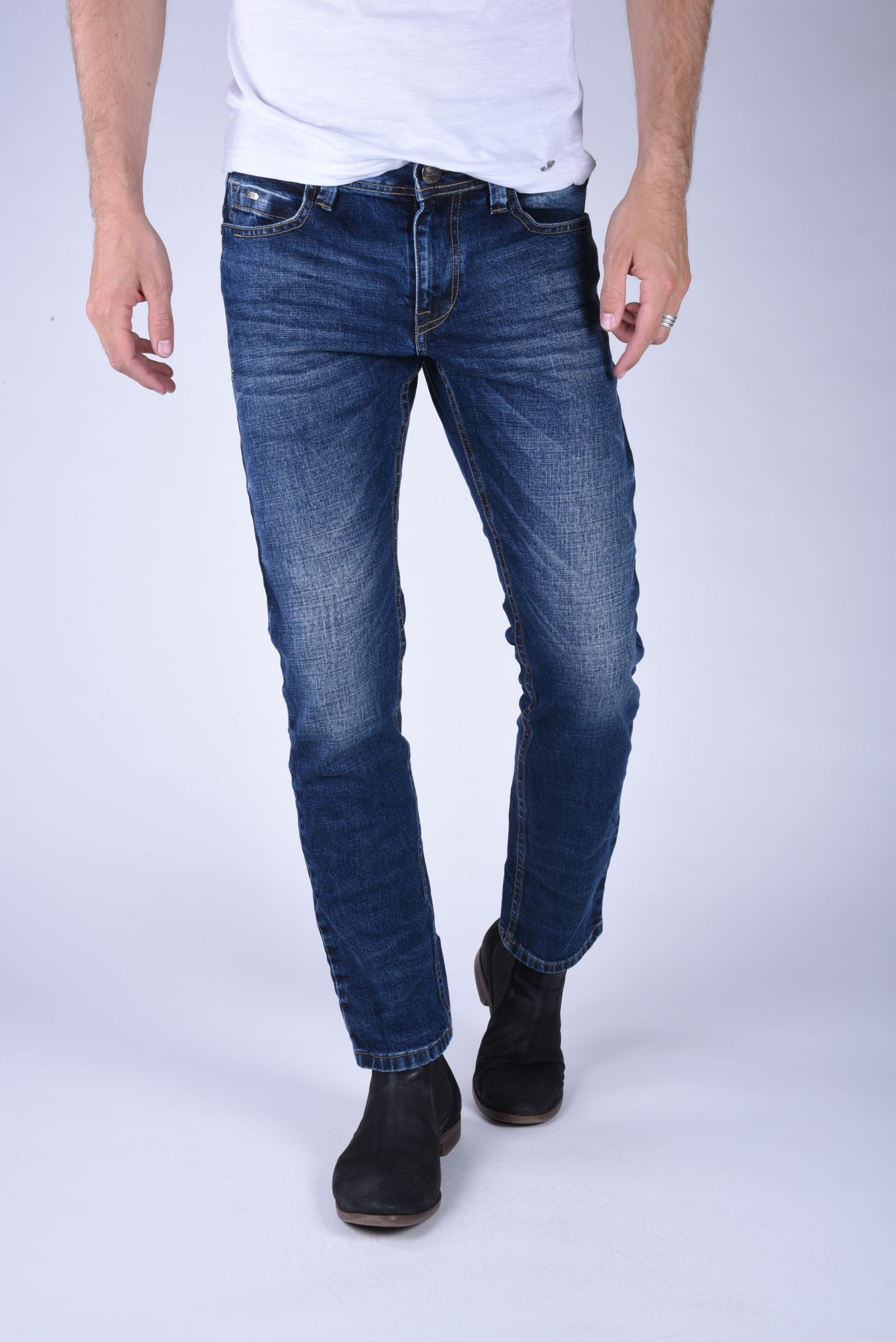 Timothy Straight Cut stretch