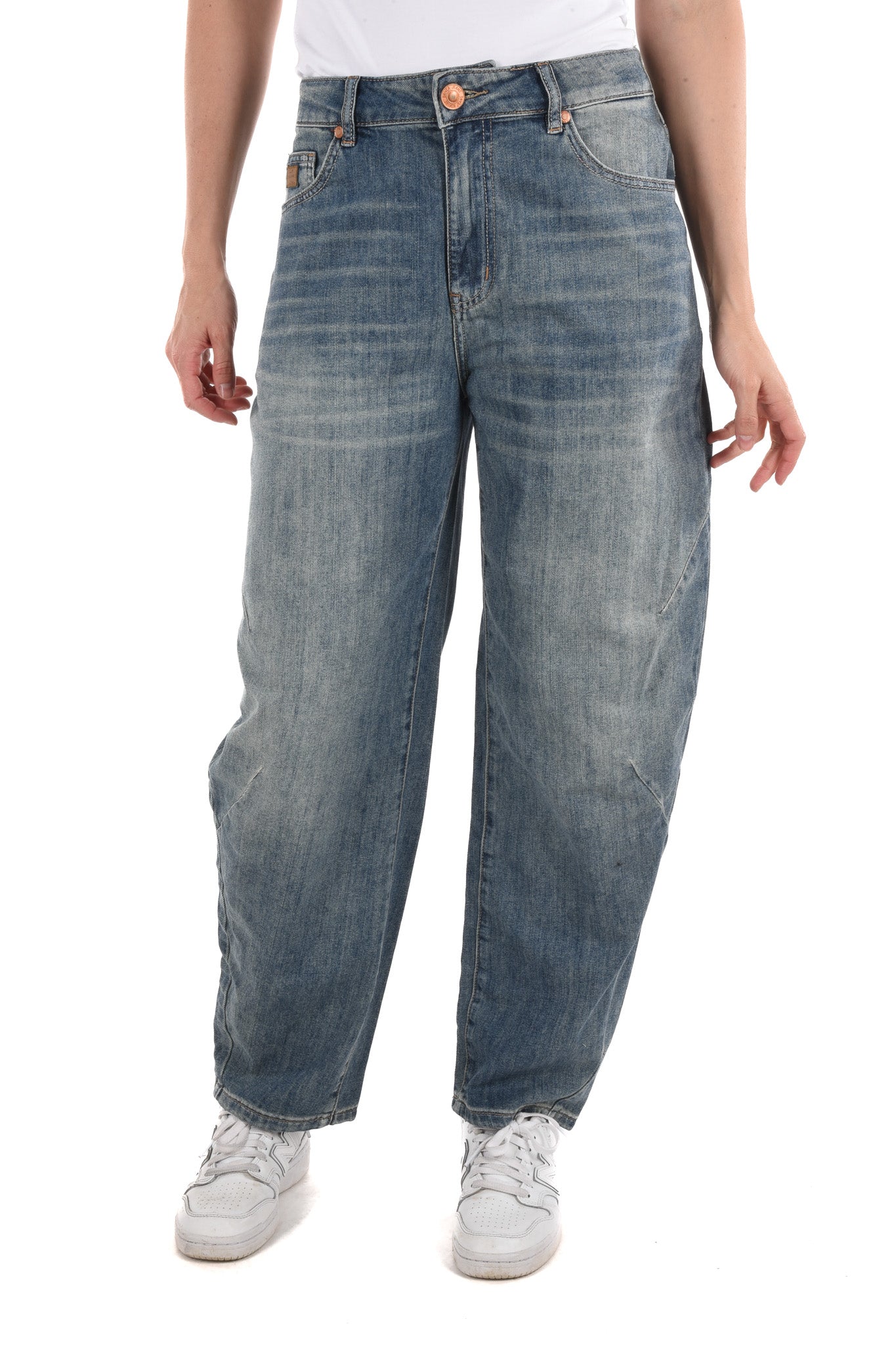 Kelly Barrel Fit relaxed tinted