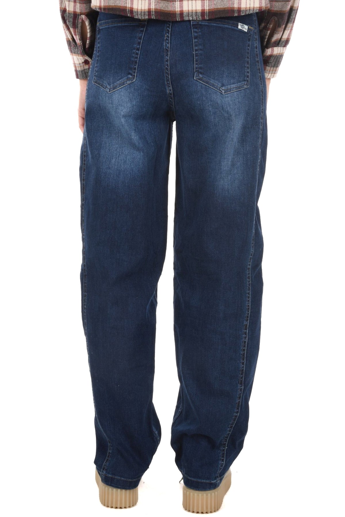 Kashana Barrel Fit