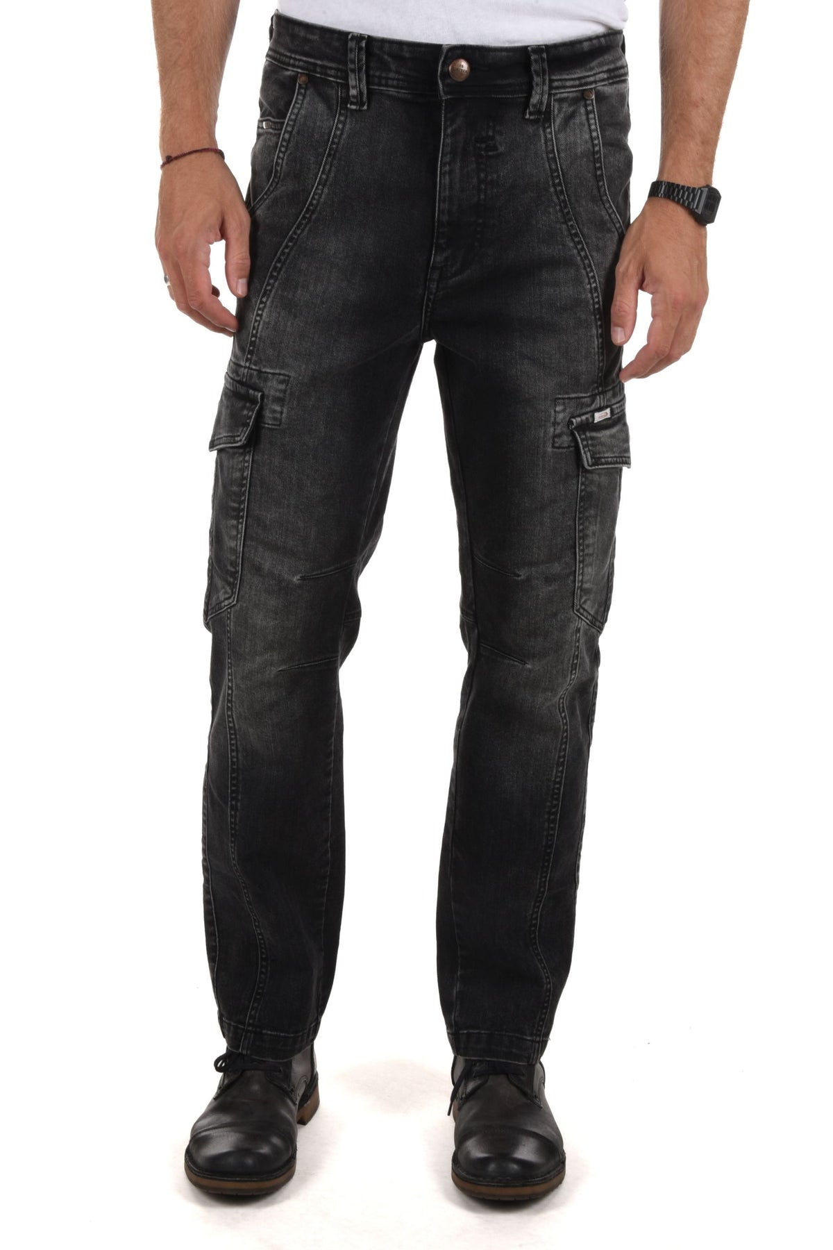 Edmond Relaxed Fit black