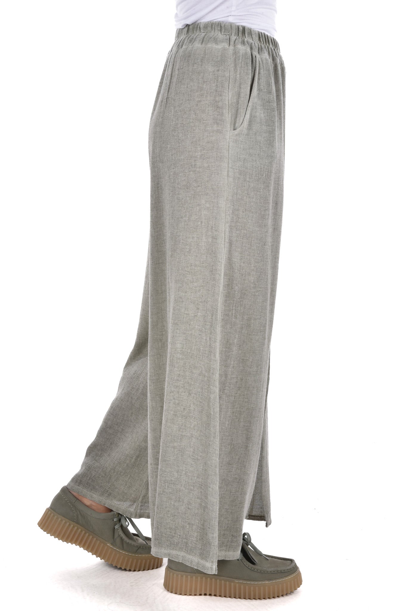 Mulino Wide Leg buttons