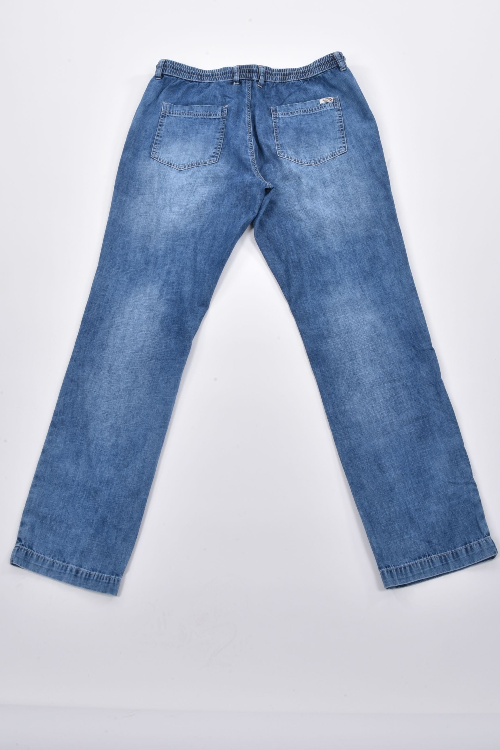 Marcus Relaxed Fit light denim