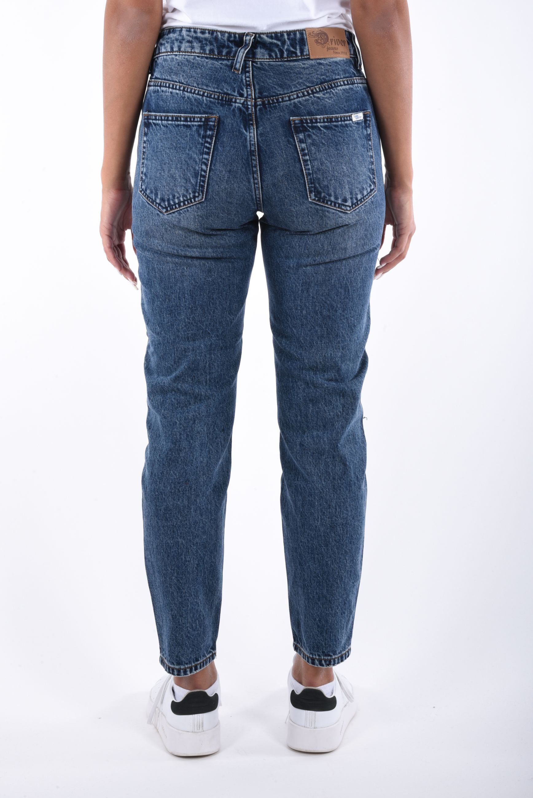 Kristie Mom Fit cropped