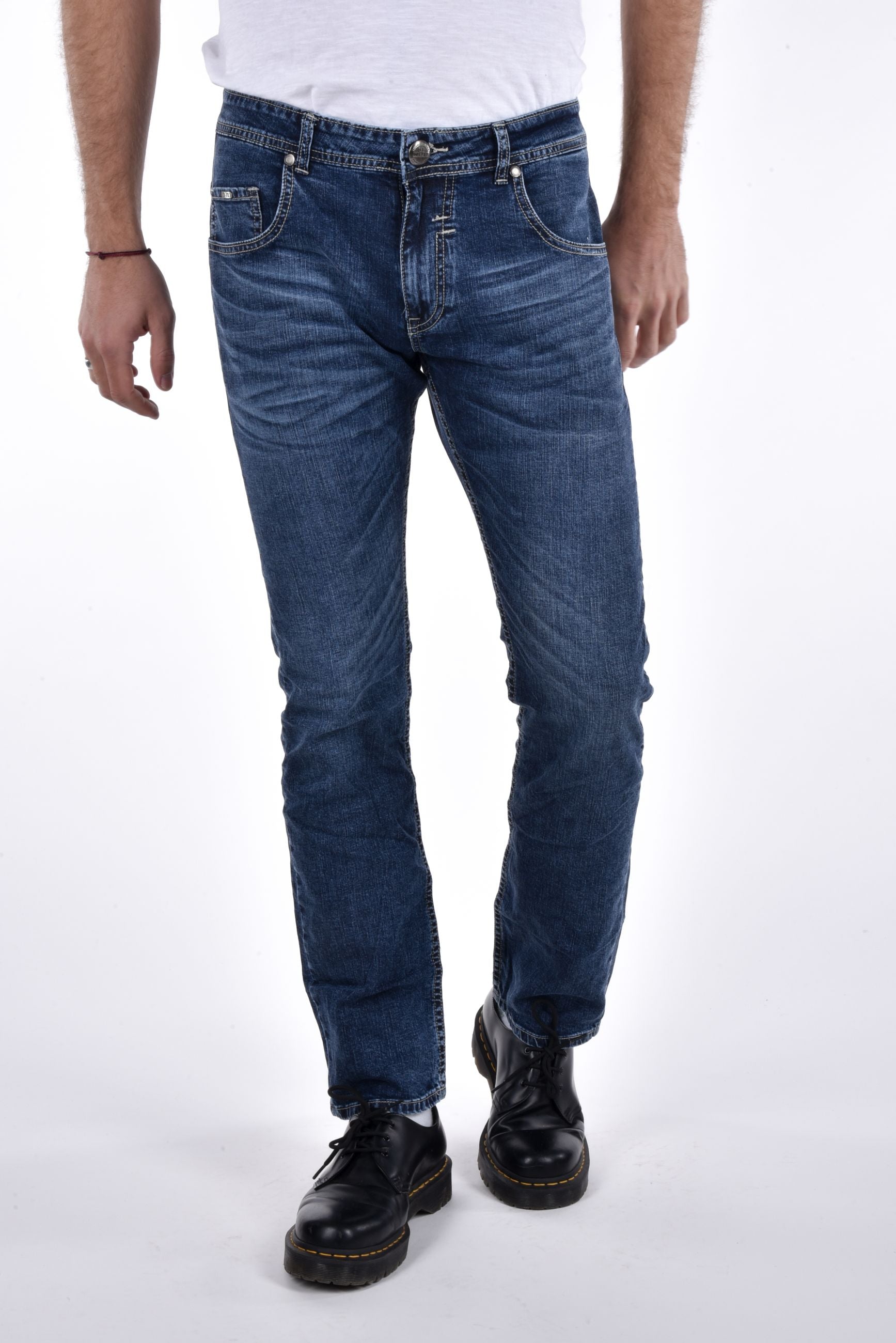 Llanoleum Regular Fit light stretch denim