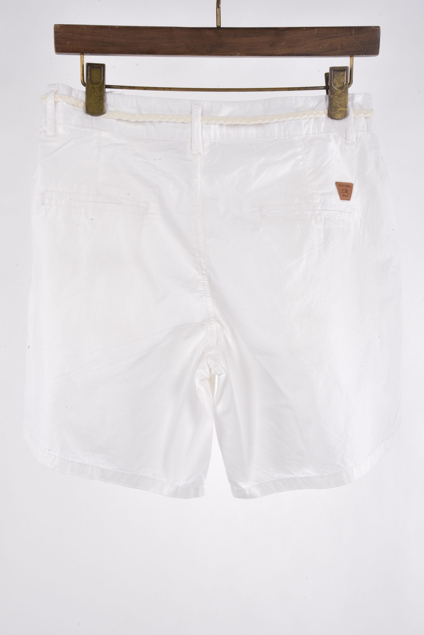 Paola Shorts with belt