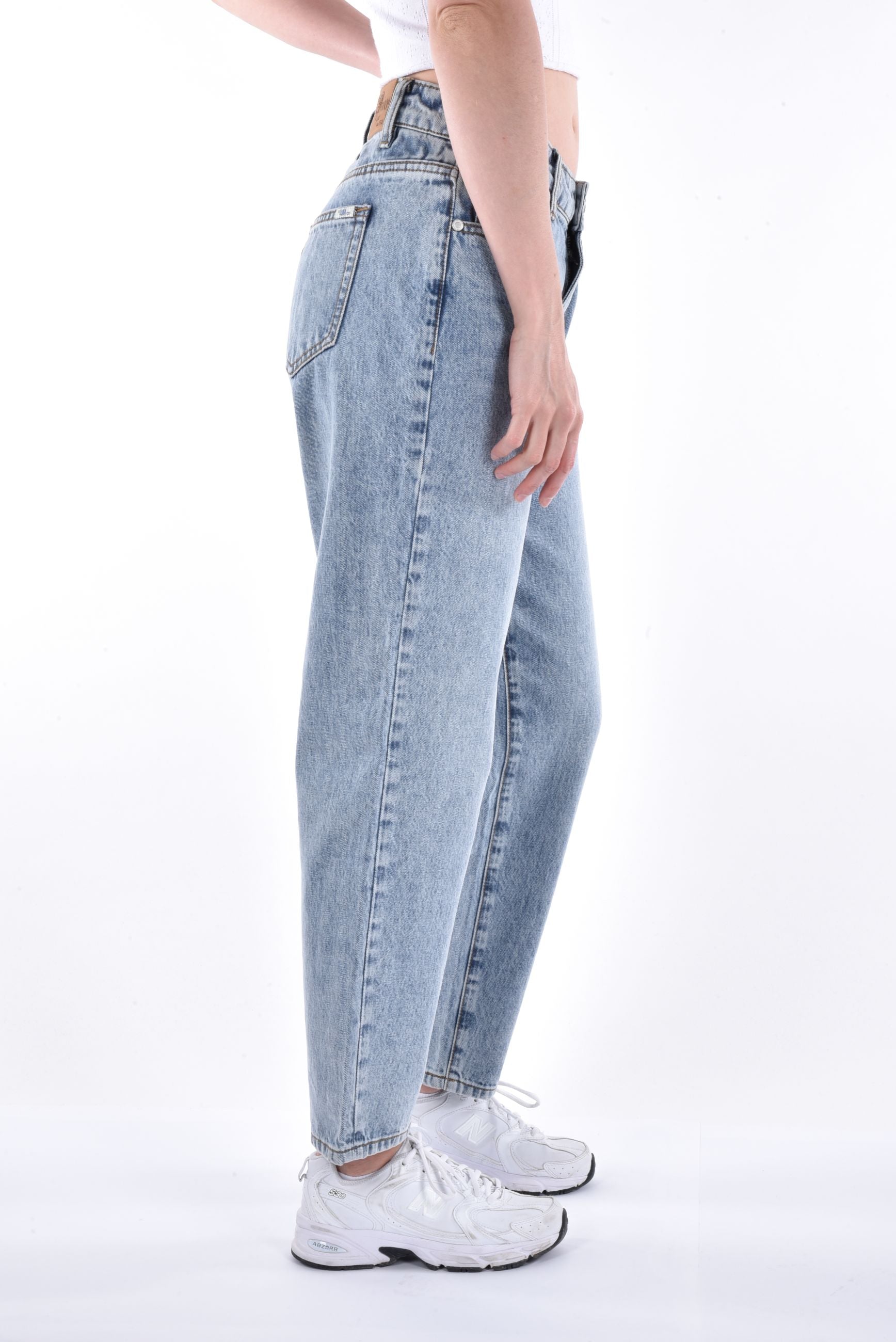 Kris Mom Fit cropped