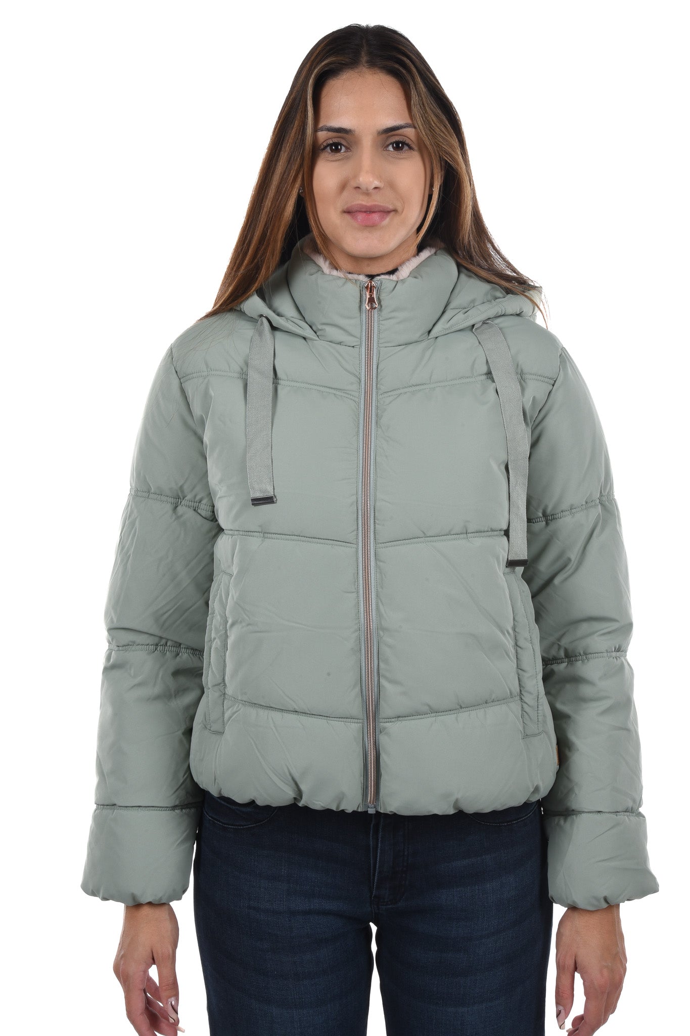 Suita Puffa Jacket cropped