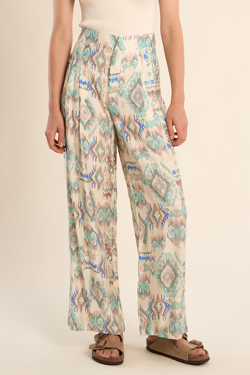 Pants printed