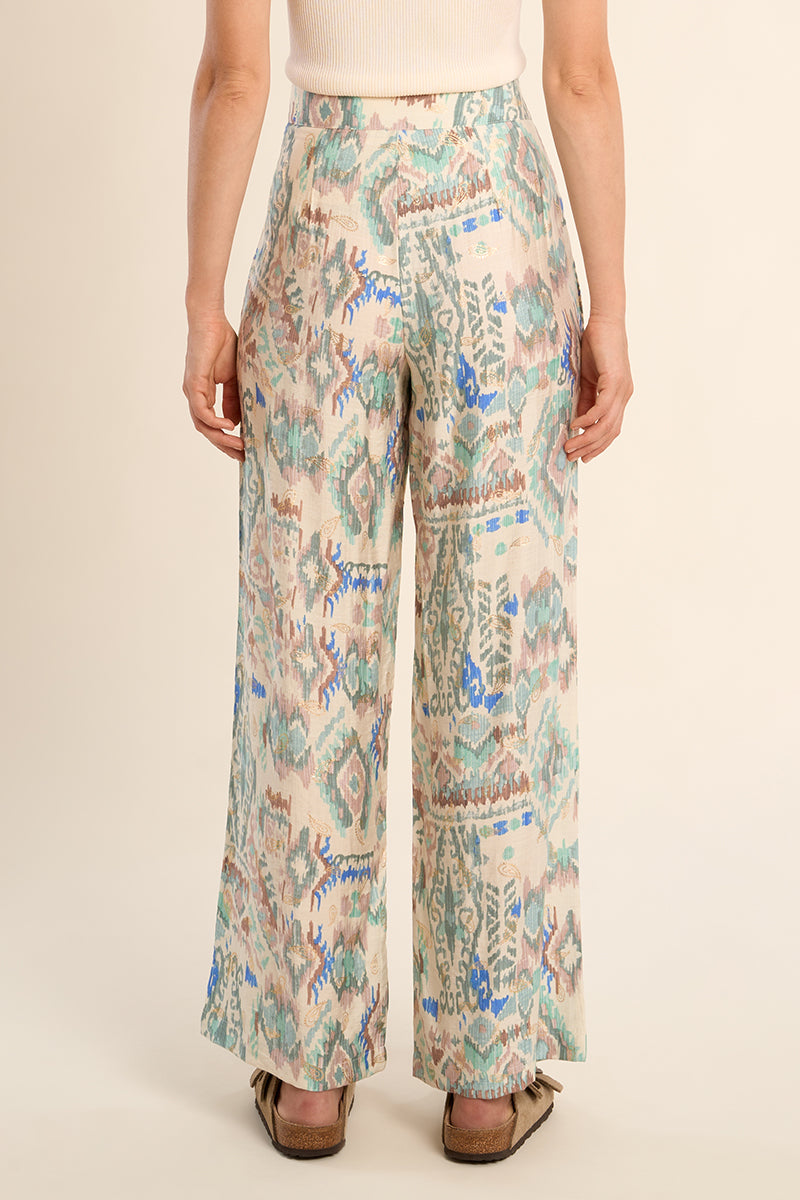 Pants printed