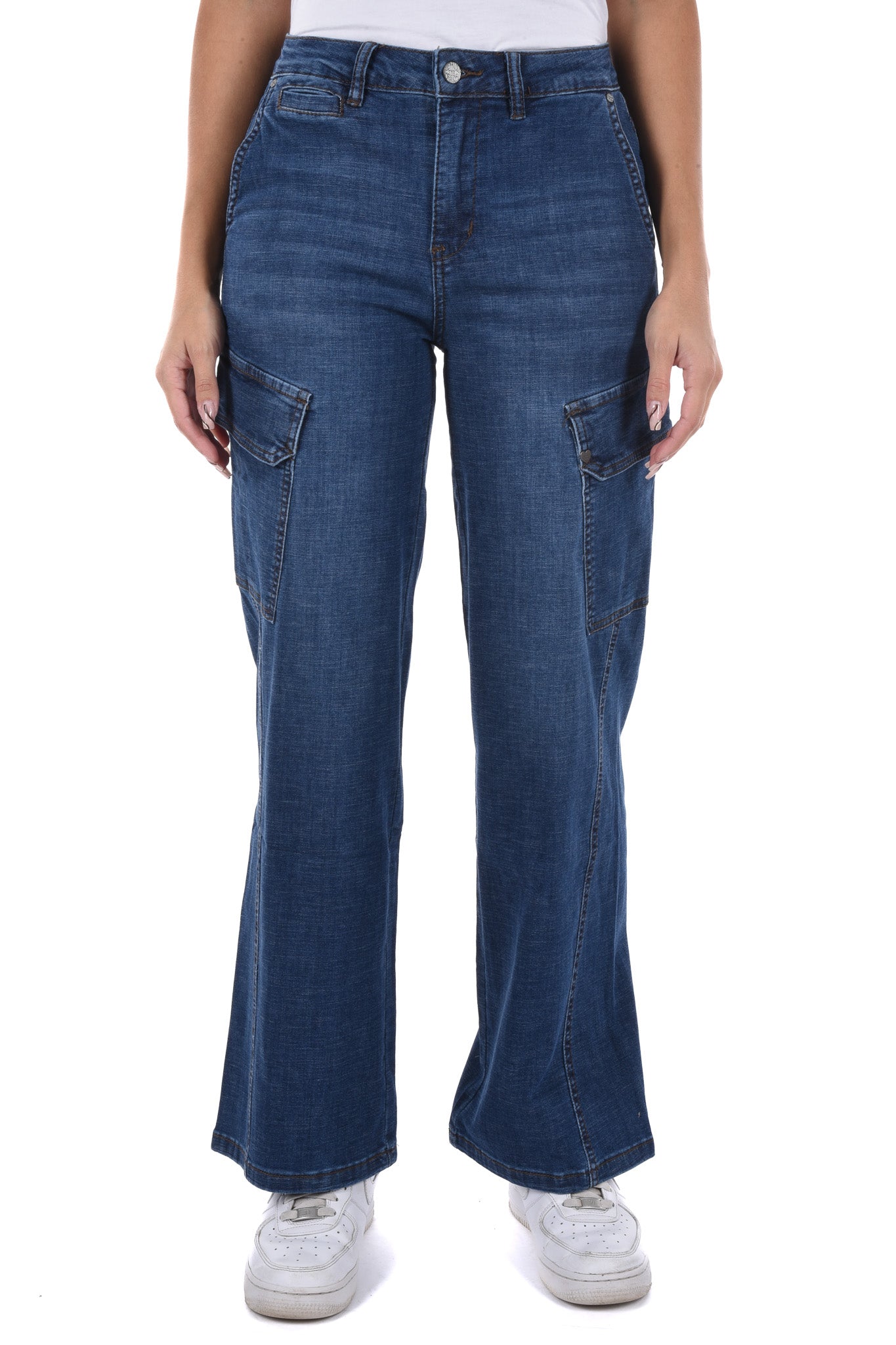 Wide Leg Cargo pockets