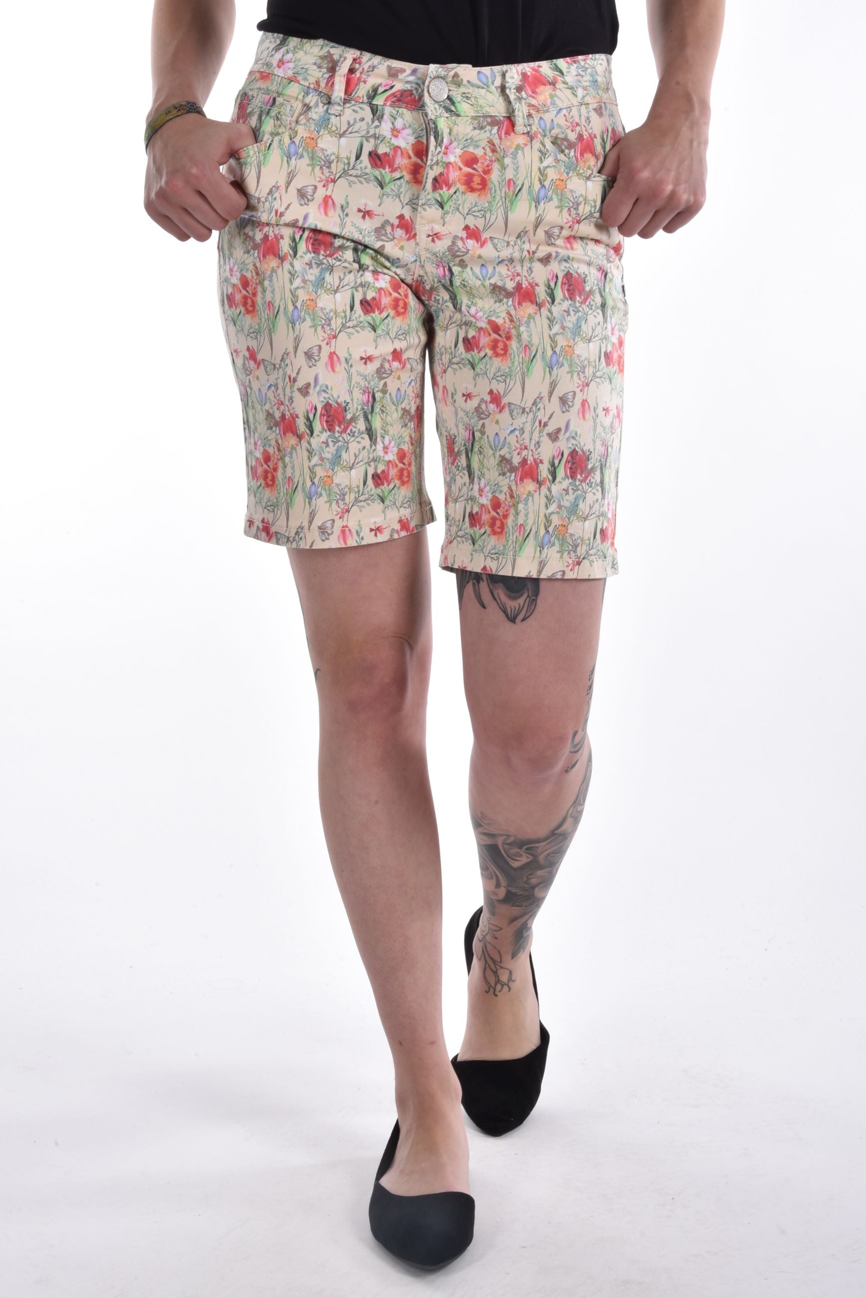 Shorts Italy flowers