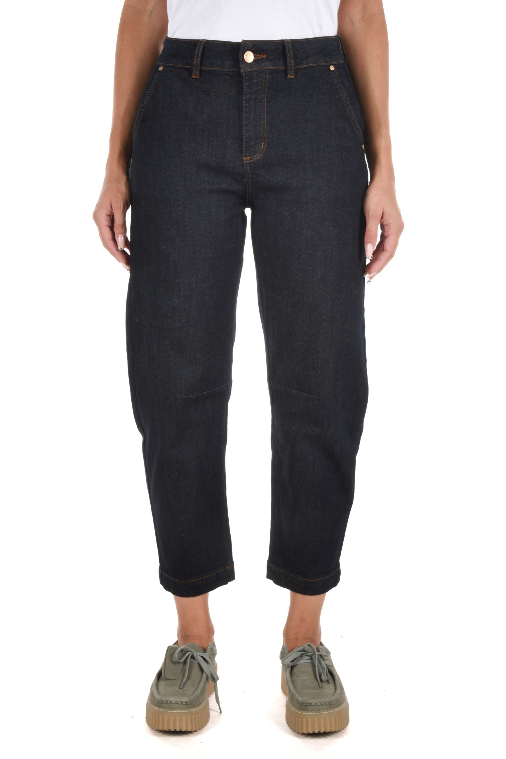 Barrel Raw Denim