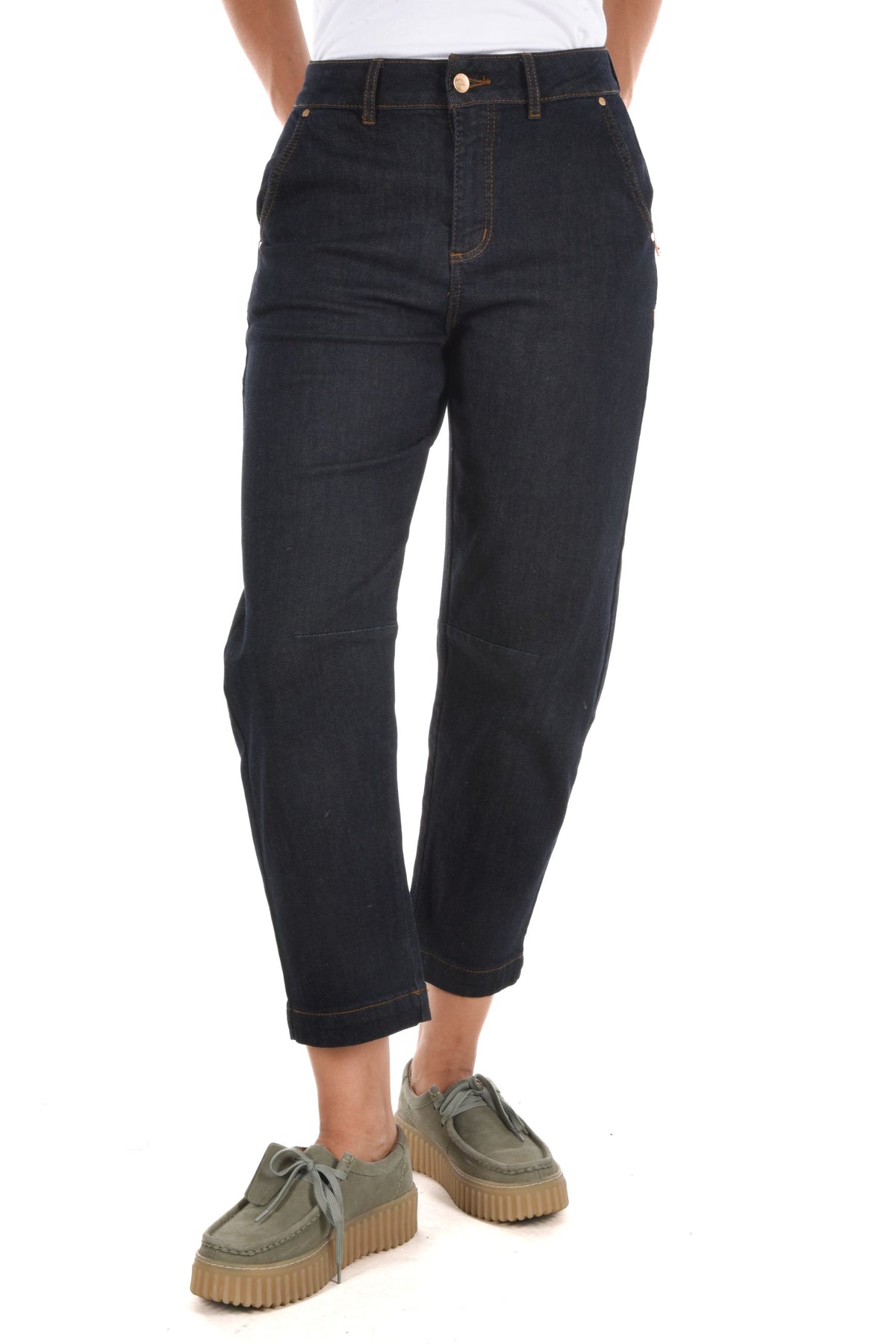 Barrel Raw Denim