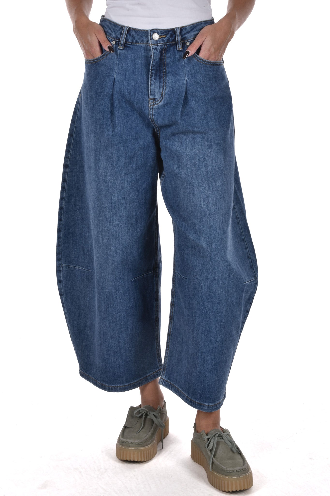 Summer Barrel Fit