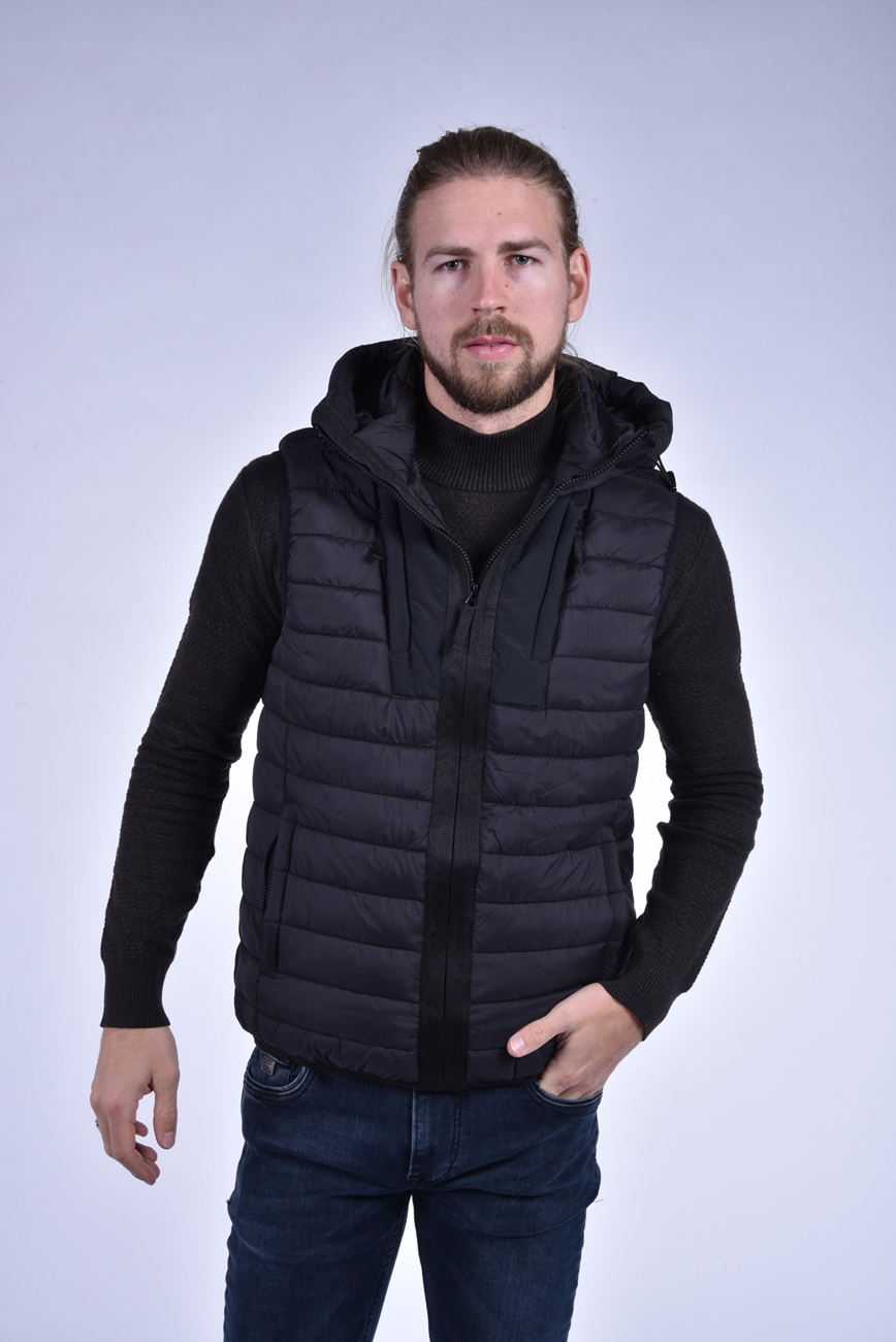 Waistcoat quilted with hood